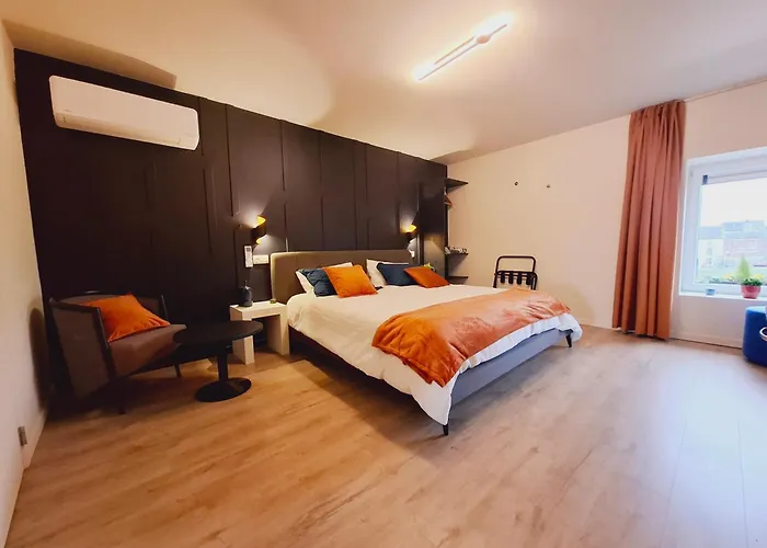 Luxe Vakantie Huis Met Sauna, 8Pers, 3 Badkamers Holiday home Cerfontaine