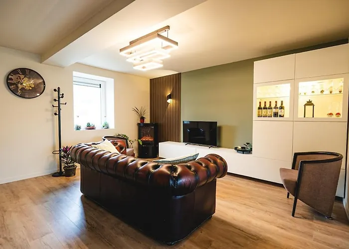 Luxe Vakantie Huis Met Sauna, 8Pers, 3 Badkamers Holiday home Cerfontaine